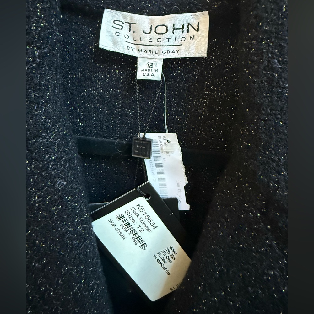 NWT St. John “Black Shimmer” Fringe Blazer, Size 12, $1295 MSRP - Picture 9 of 10